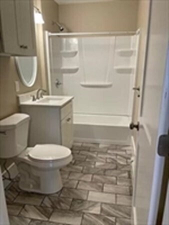 Foto del edificio - 333 Oak Hill Rd