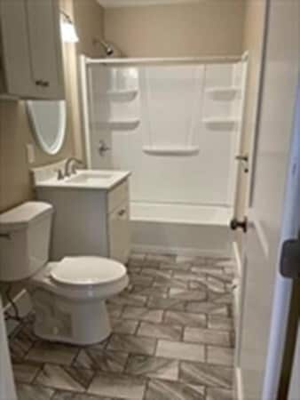 Building Photo - 333 Oak Hill Rd