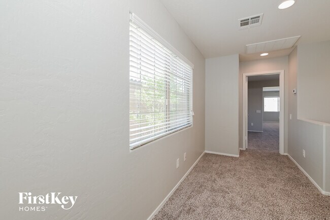 Building Photo - 8932 Bandinella Ave