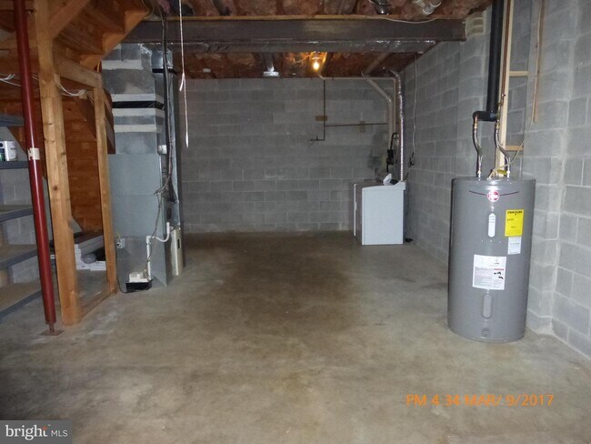 Building Photo - 64 Wenner Dr
