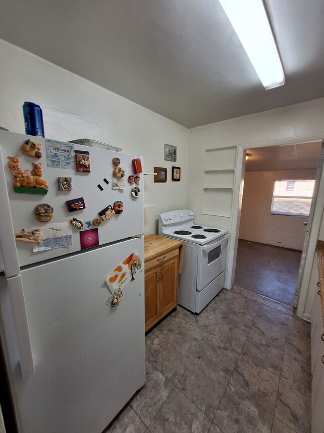 Building Photo - 3/2 Single Family Home available in Pt Cha...