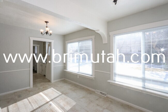Building Photo - 3047 S 2300 E