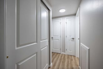 Building Photo - Glenora Gardens