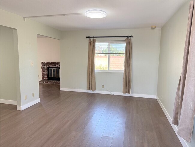 Foto del edificio - 1714 Del Mar Ave