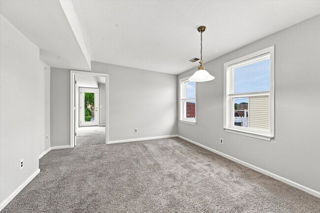 Foto del edificio - 506 W 9th St
