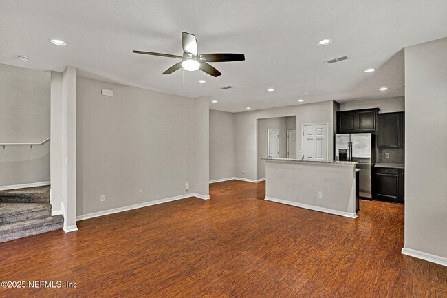 Building Photo - 7019 Buroak Ct