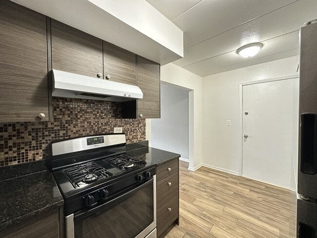Foto del edificio - 1316 Carol St