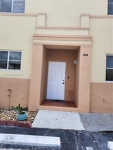 Building Photo - 312 NW 114th Ave
