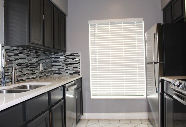 Building Photo - Lovely remodeled home available