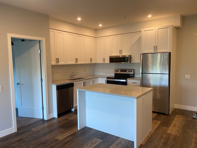 Photo du bâtiment - Park Suites at Central Park Village