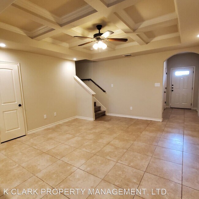 Foto del edificio - 3 br, 2.5 bath House - 6015 JAX WAY #103