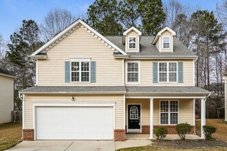 Building Photo - 117 Pearson Place