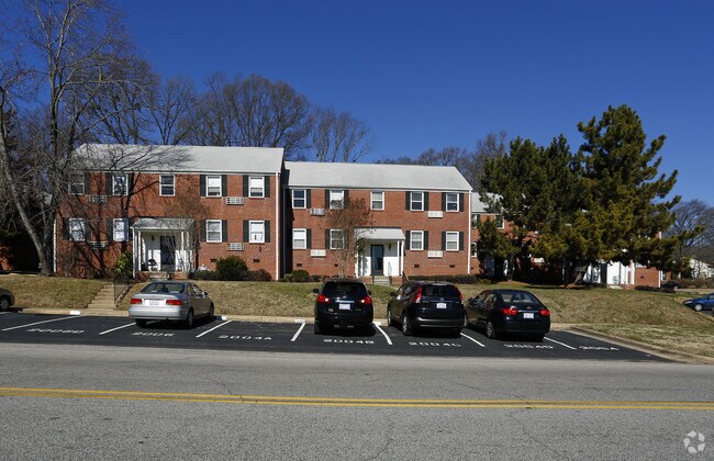 Foto del edificio - Smallwood Apartments