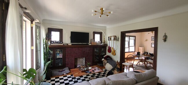 Foto del edificio - 1409 Somerset Ave