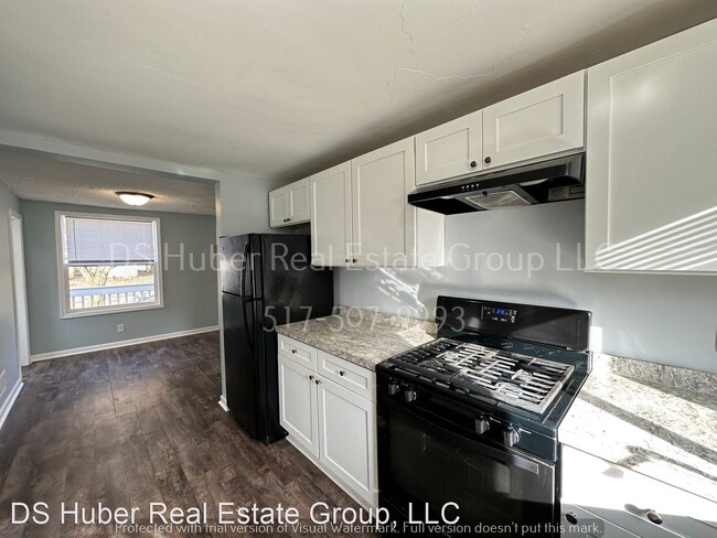 Building Photo - 2 br, 1 bath House - 223 Astor Ave