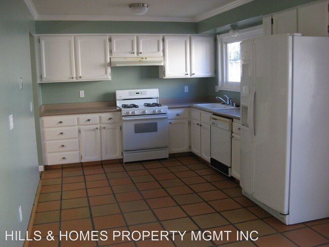 Building Photo - 4 br, 2 bath House - 945 LODI STREET