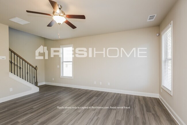 Building Photo - 1819 Sugar Apple Drive