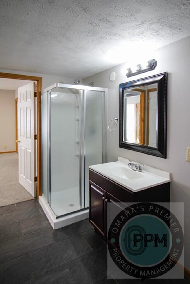 Foto del edificio - 2 Bedroom / 2 Bathroom Unit | Cornhusker Creek Apartment
