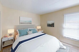 Interior Photo - Renaissance at Strawberry Creek Apartments