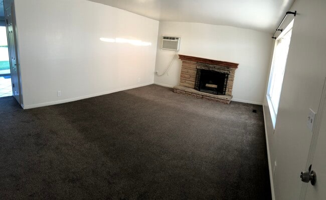 Foto del edificio - 4323 S 4710 W