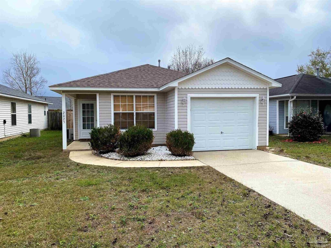 Primary Photo - 2025 Marquesas Ln