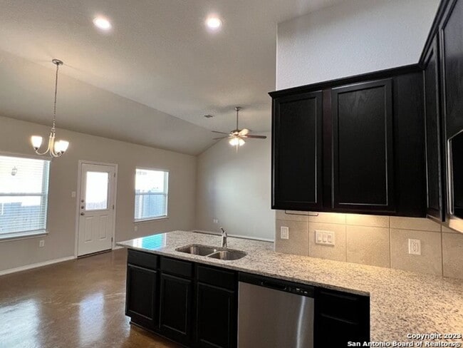 Foto del edificio - Come Home to Comfort & Style in Seguin!