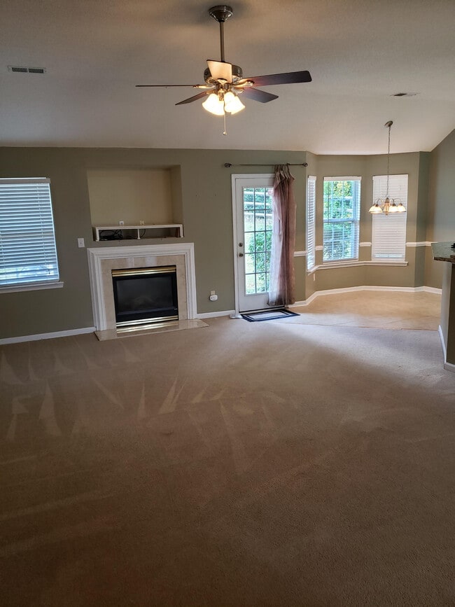 Photo - 12013 Evergreen Hollow Dr House