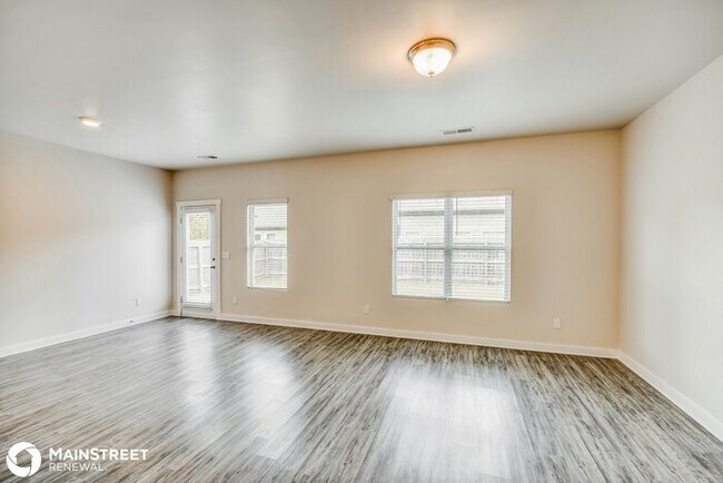 Building Photo - 5735 Cheshire Cove Cir