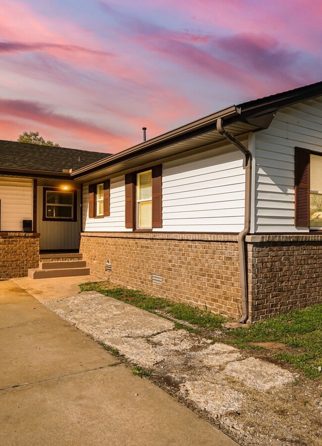 Photo - 4425 NW 31st St House