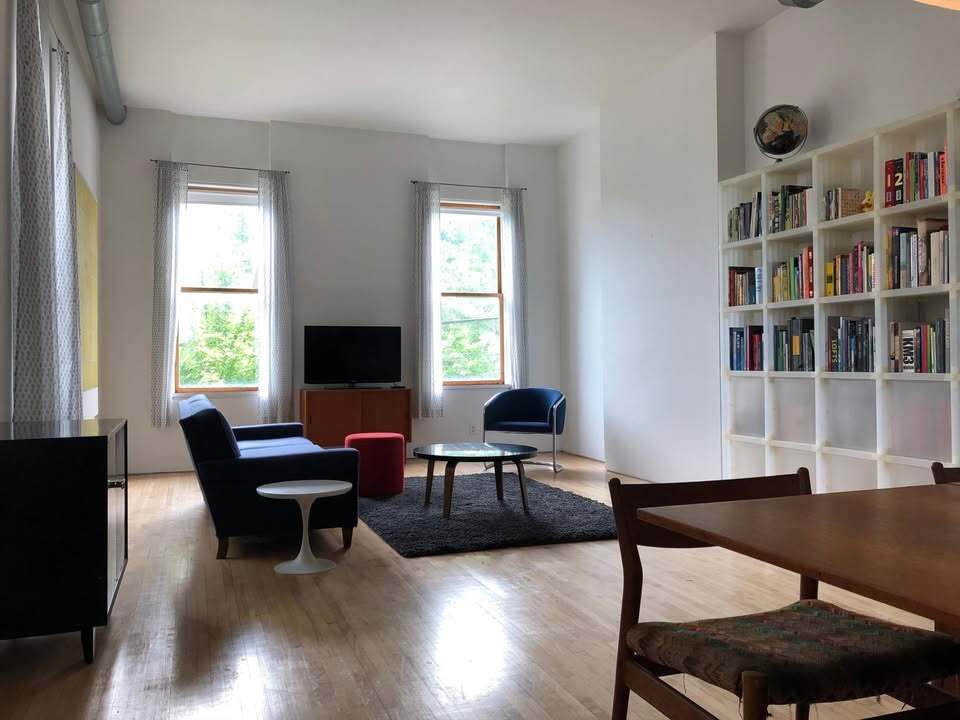 Living/Dining - 402 Warner st