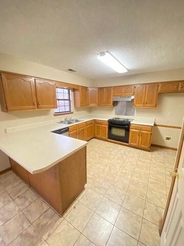 Foto del edificio - 6416 Baird Ln