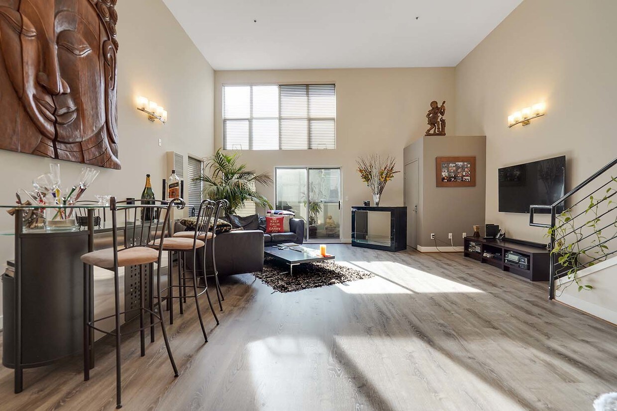 Primary Photo - Live/Work Loft in South Beach
