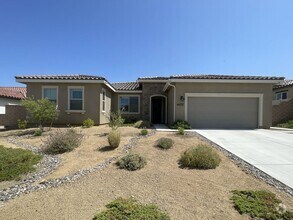 Building Photo - 4078 Bridle Ct