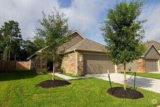 Building Photo - 2735 Madison Ct