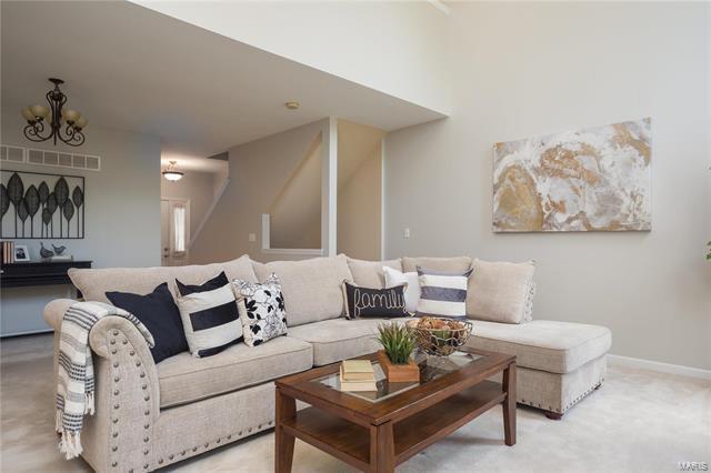 Foto del edificio - 8947 Hilltop Manor Dr