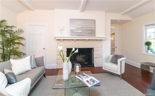 Foto del edificio - 1 Senate Pl