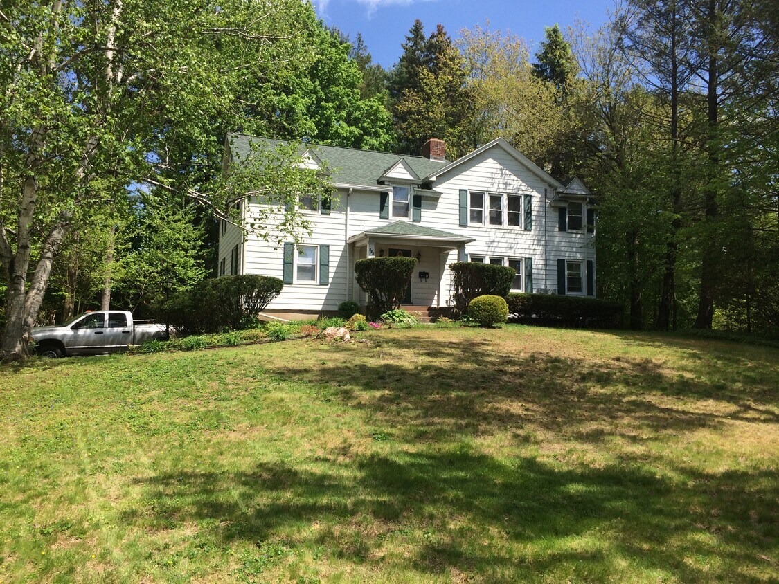 Primary Photo - 322 Deerfield Rd