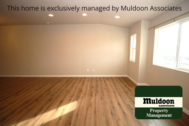 Foto del edificio - Newer 2 story townhome!