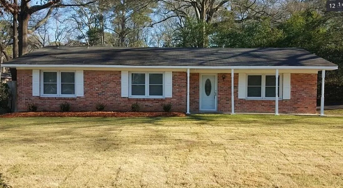 Primary Photo - 702 Cliff Rd