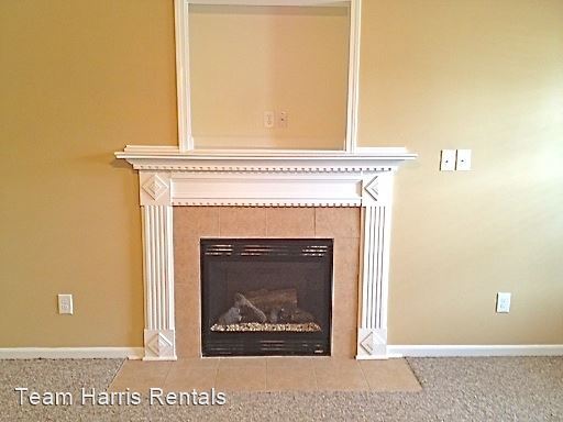 Building Photo - 3 br, 2.5 bath House - 408 Basket Oak Drive