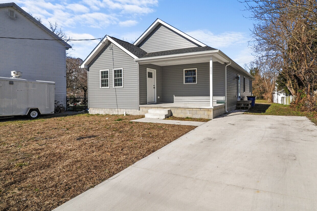 100 Wolcott St, Harrington, DE 19952 House Rental in Harrington, DE