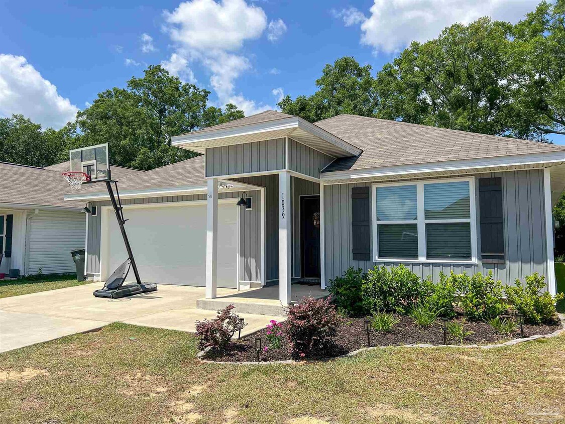 Foto principal - 1039 Lovebird Ct