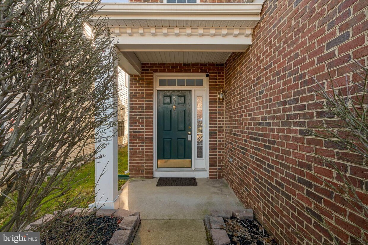 4705 Manor Dr, Alexandria, VA 22309 House Rental in Alexandria, VA