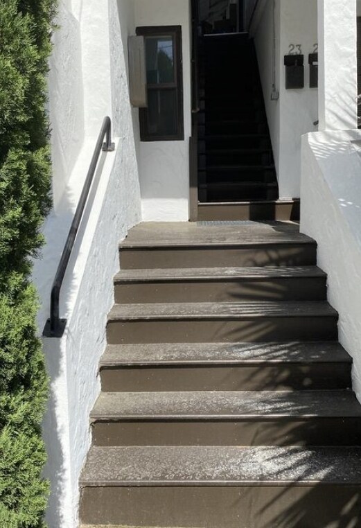 Entrance - 21-25 Millwood St