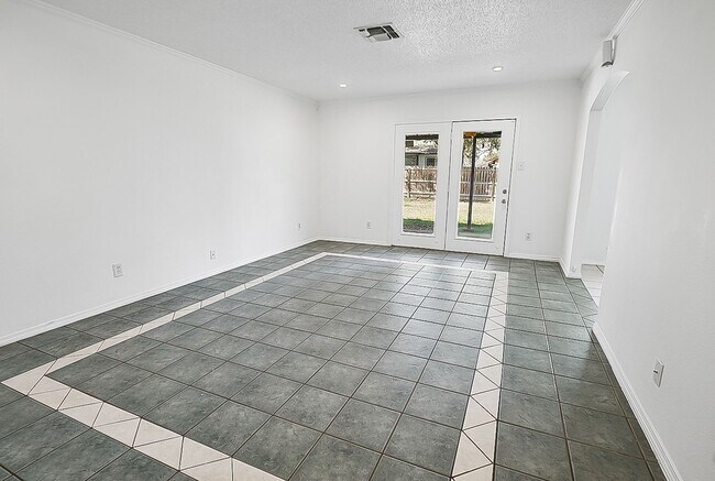 Foto del edificio - Cozy 3 bed 2bath Home-Move in Ready