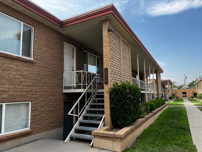 Building Photo - 2029 E 2700 S
