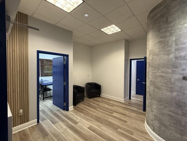 Photo - 8751 Commodity Cir House