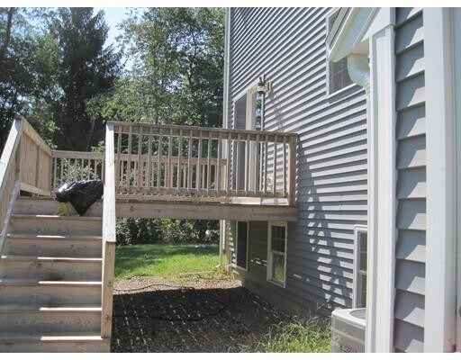 Building Photo - 85 Center St