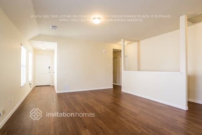 Building Photo - 15835 Regal Trace Ln