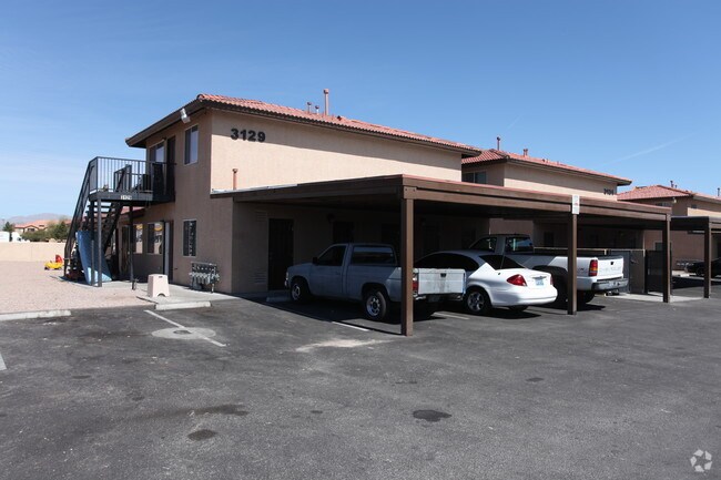 Building Photo - 3129 N Walnut Rd